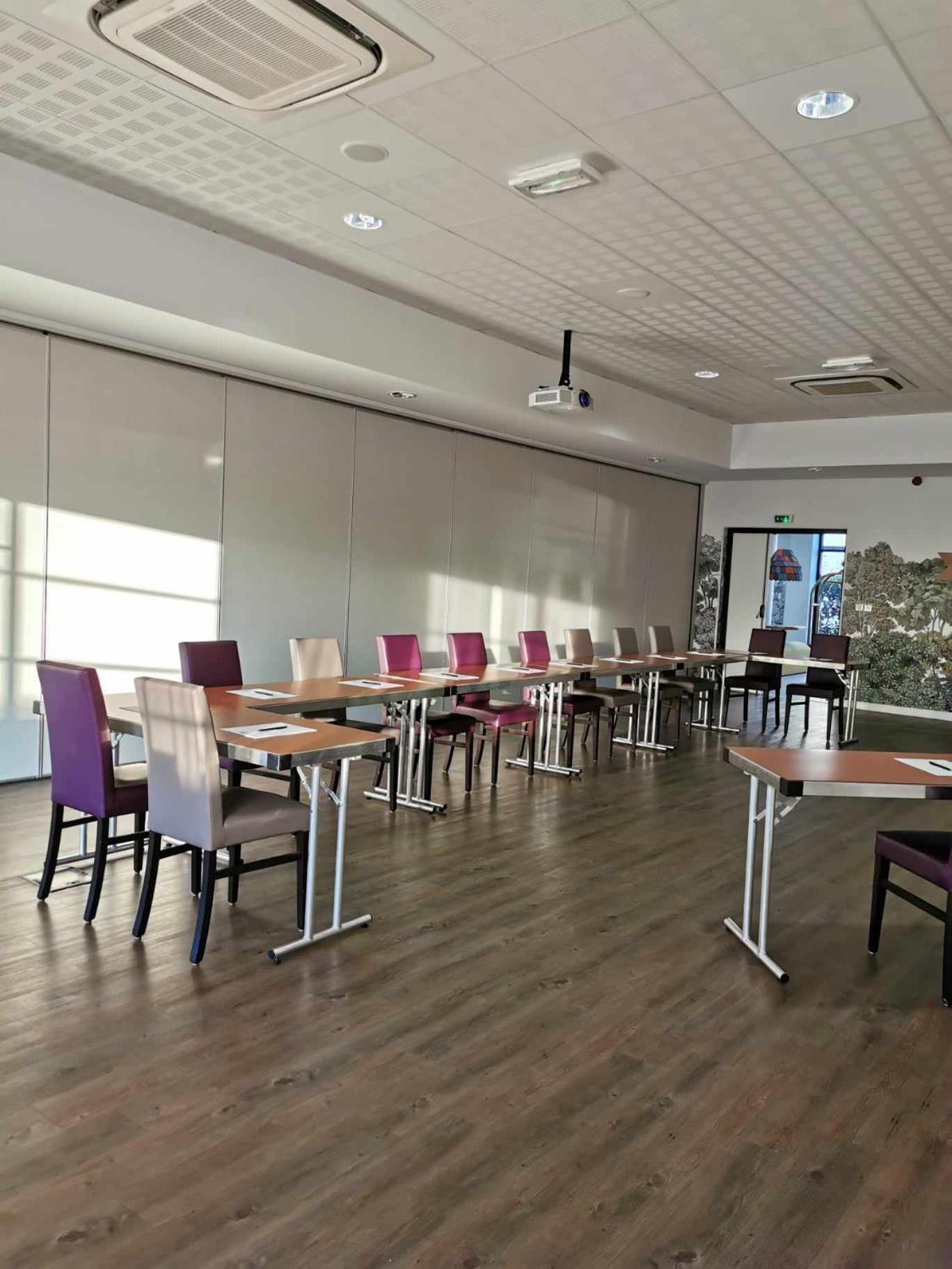 Hotel Ibis Styles Montargis Arboria Pannes  Esterno foto