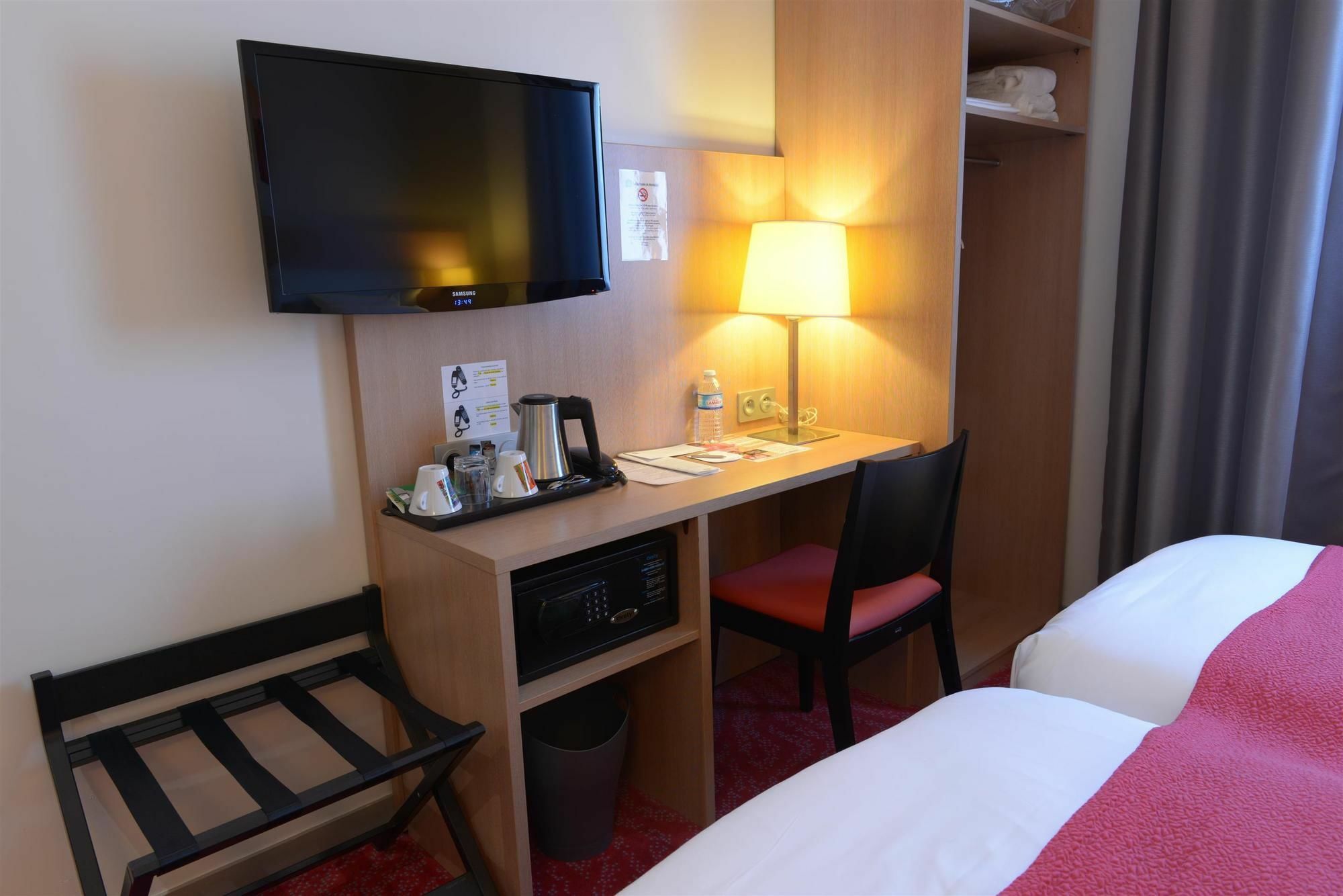 Hotel Ibis Styles Montargis Arboria Pannes  Esterno foto
